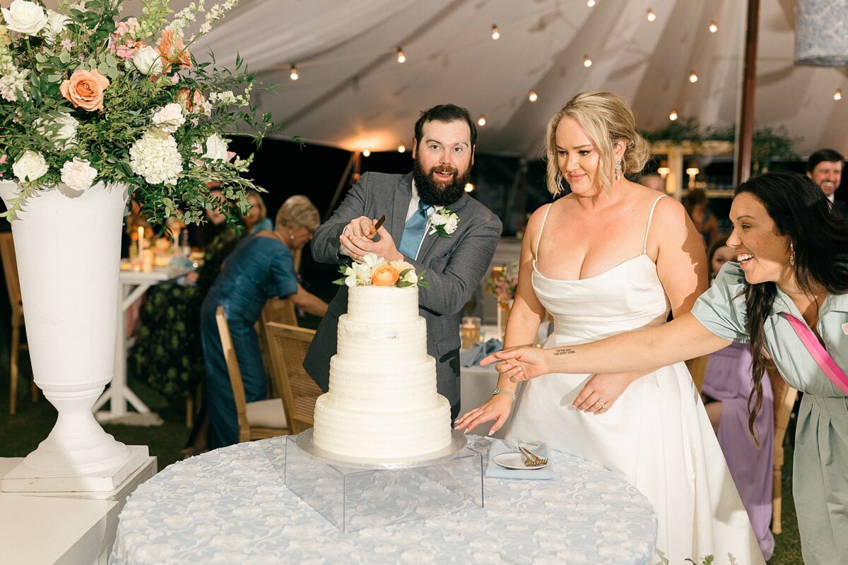 Cutting the cake with Brittanie Raquel Events 